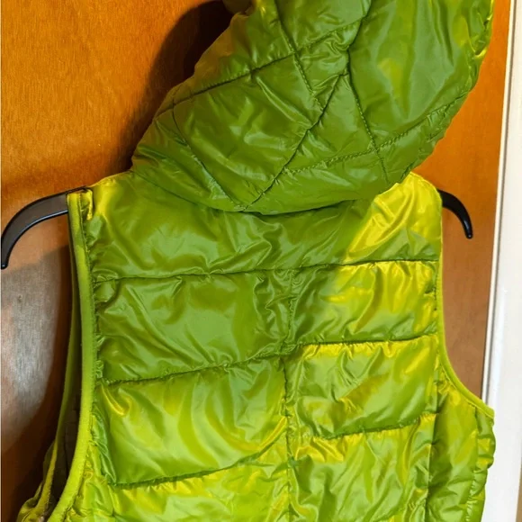 Tangerine Lime Green Puffer Vest - Picture 2 of 8